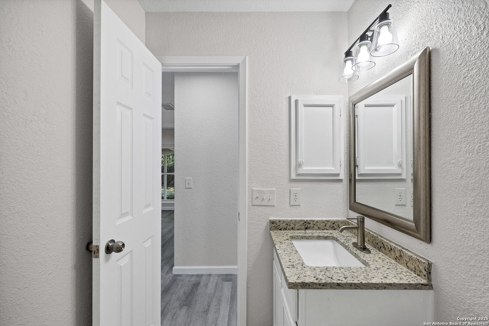 5915 Lake Champlain San Antonio TX 78233