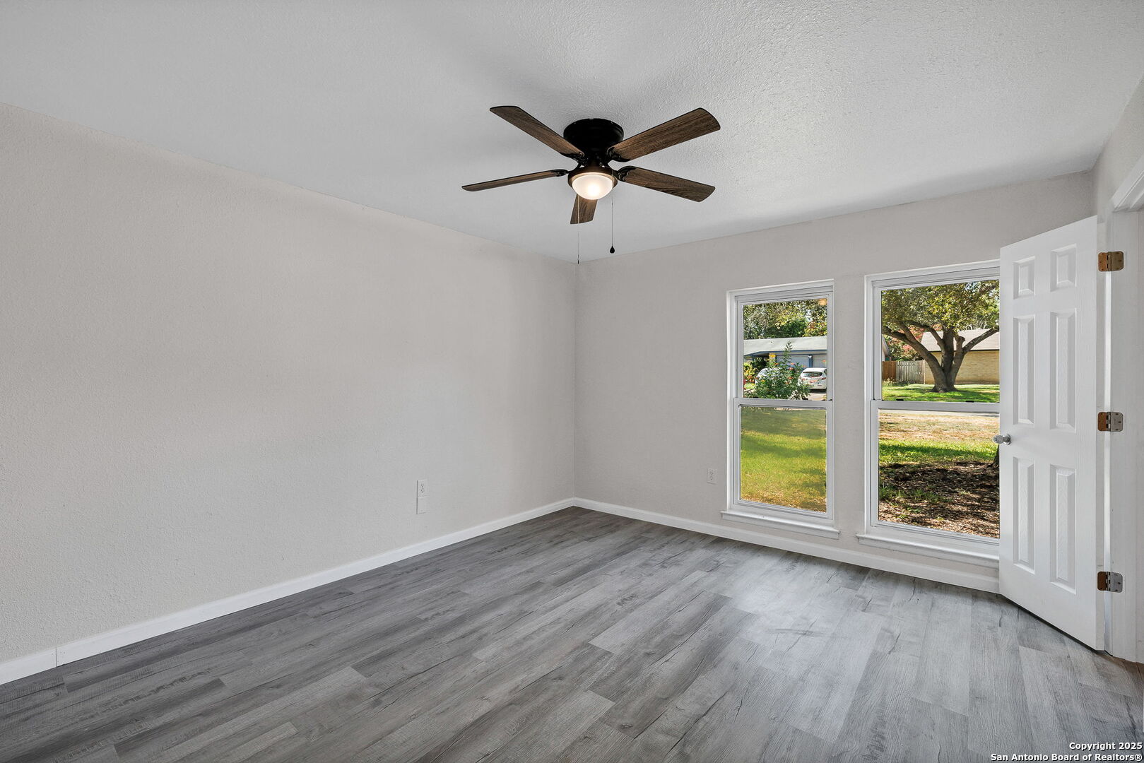 5915 Lake Champlain San Antonio TX 78233