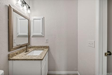 5915 Lake Champlain San Antonio TX 78233