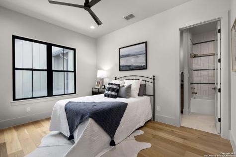 232 Riverfront New Braunfels TX 78132