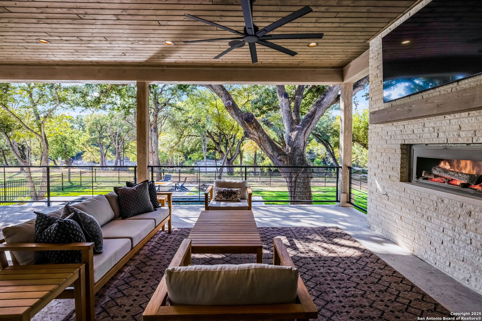 232 Riverfront New Braunfels TX 78132