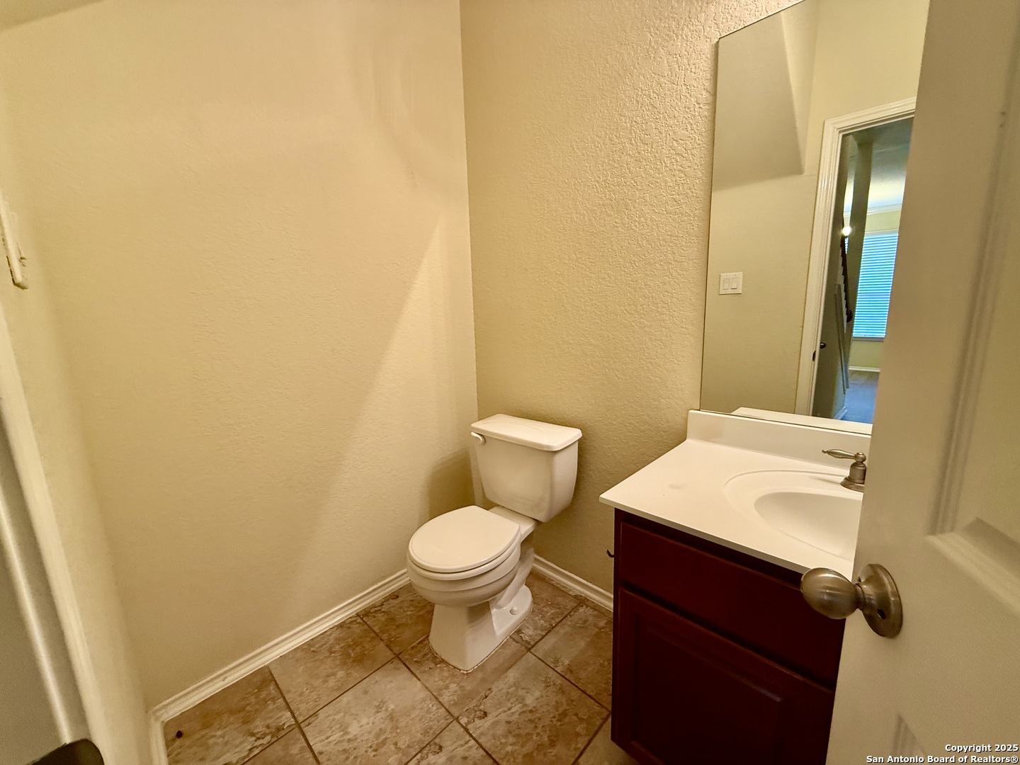 7015 Laguna Beach Converse TX 78109
