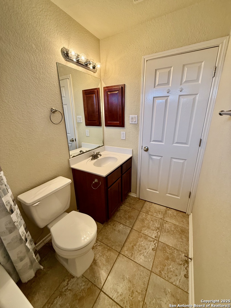 7015 Laguna Beach Converse TX 78109