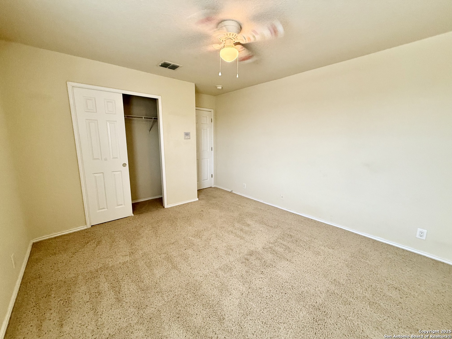 7015 Laguna Beach Converse TX 78109