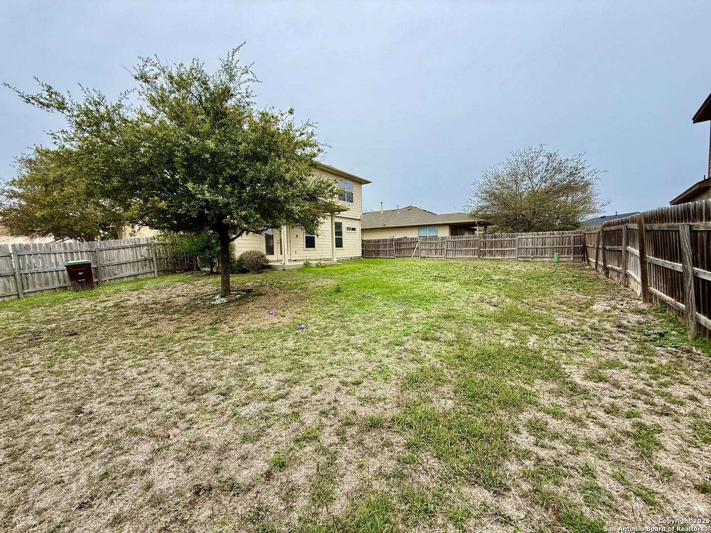 7015 Laguna Beach Converse TX 78109