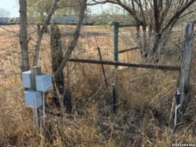 1160 W Highway 85 Dilley TX 78017