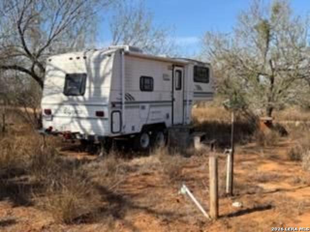 1160 W Highway 85 Dilley TX 78017