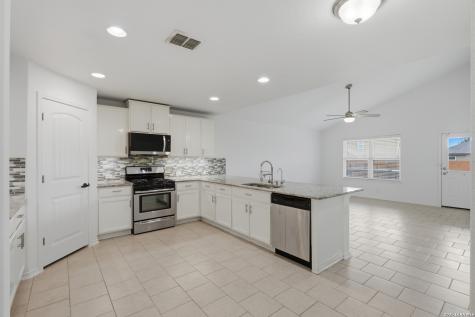 14012 Shivers Cove San Antonio TX 78254