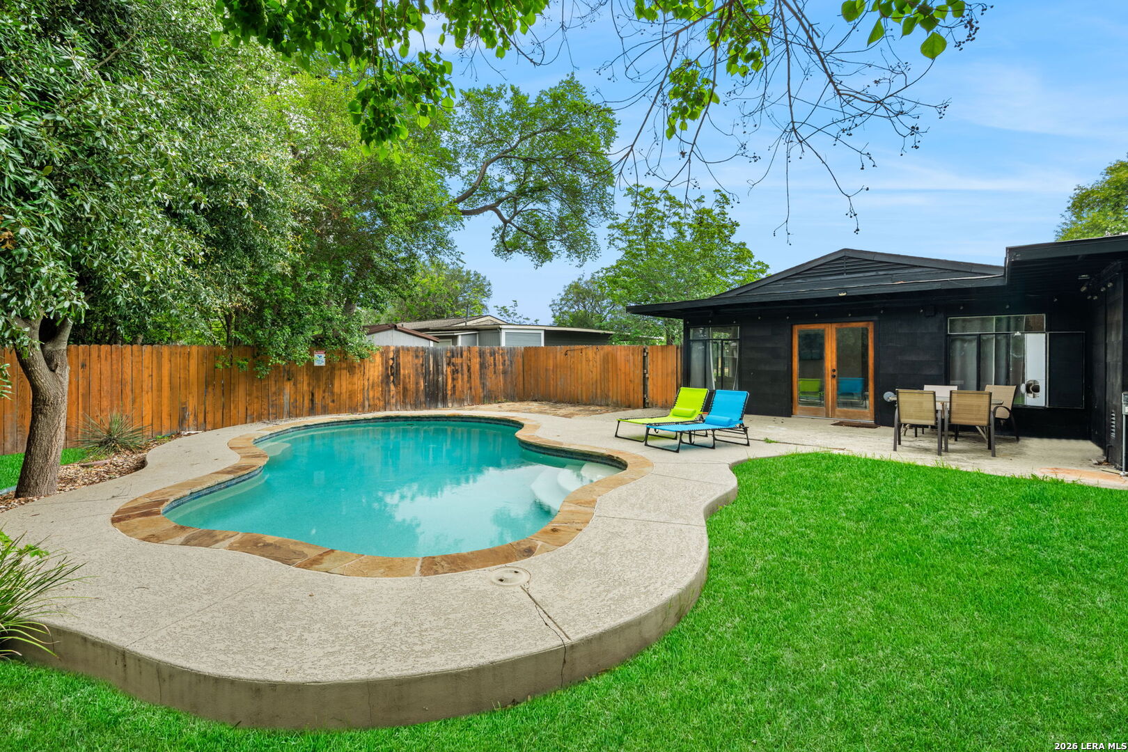 327 Bryn Mawr Drive San Antonio TX 78209
