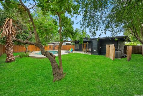 327 Bryn Mawr Drive San Antonio TX 78209
