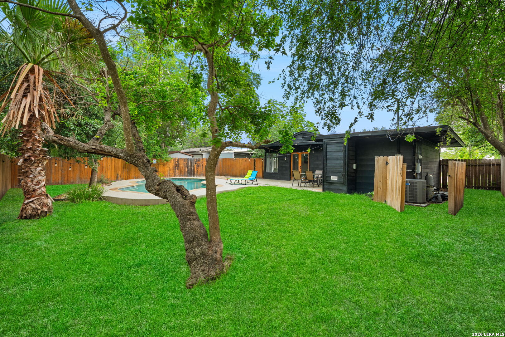 327 Bryn Mawr Drive San Antonio TX 78209