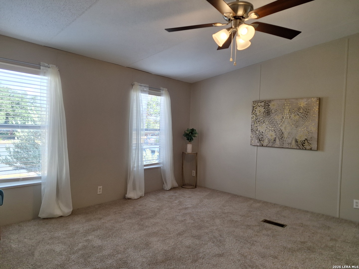 2708 Southern Breeze Hondo TX 78861