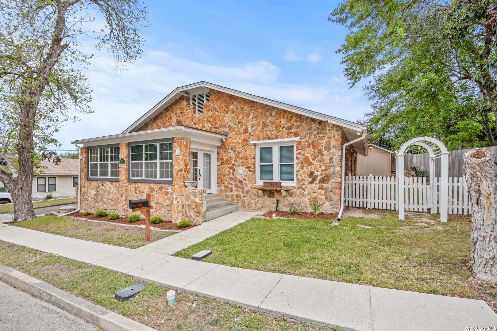 277 Magazine Avenue New Braunfels TX 78130