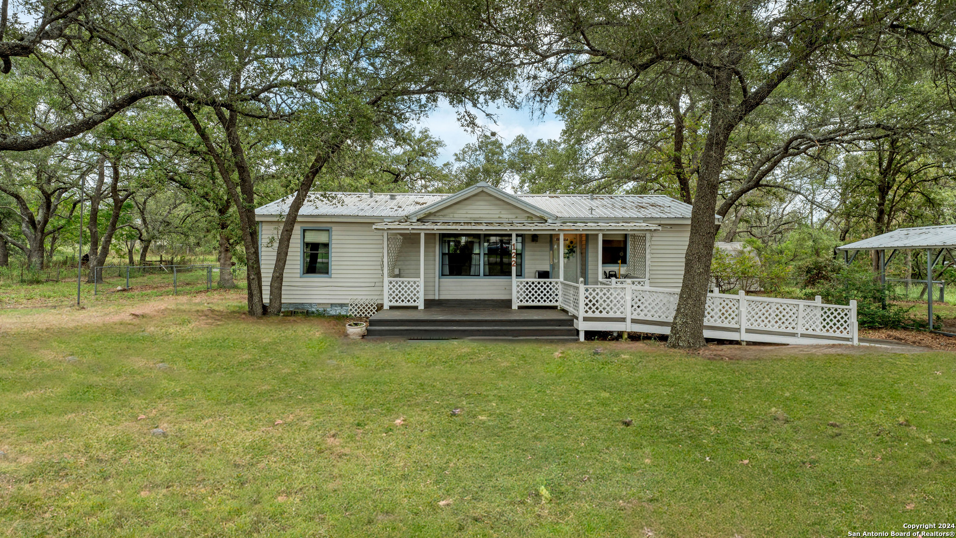 122 Oak Valley Drive La Vernia TX 78121
