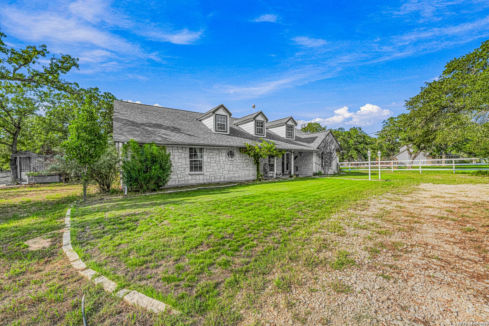 837 Paddy Floresville TX 78114