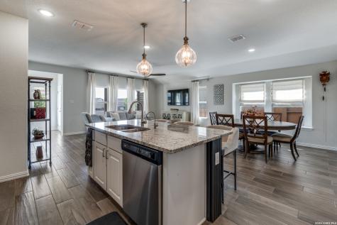 1248 Loma New Braunfels TX 78132