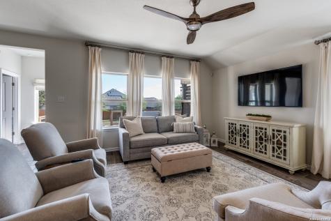 1248 Loma New Braunfels TX 78132