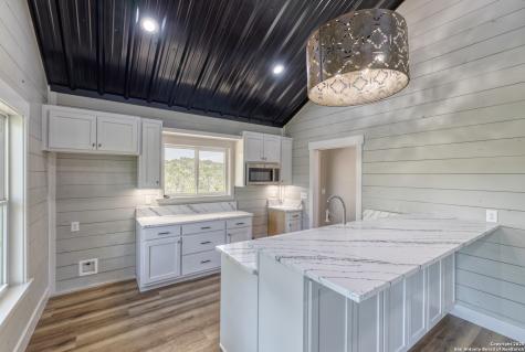 132 Sherman Lane Leakey TX 78873