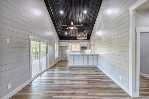 132 Sherman Lane Leakey TX 78873