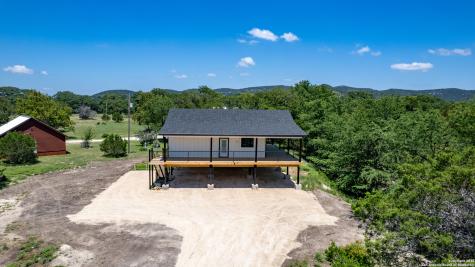 132 Sherman Lane Leakey TX 78873