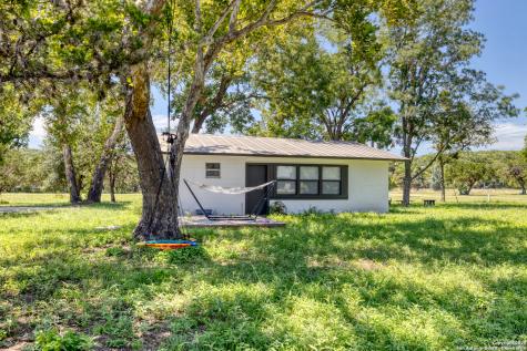 132 Sherman Lane Leakey TX 78873