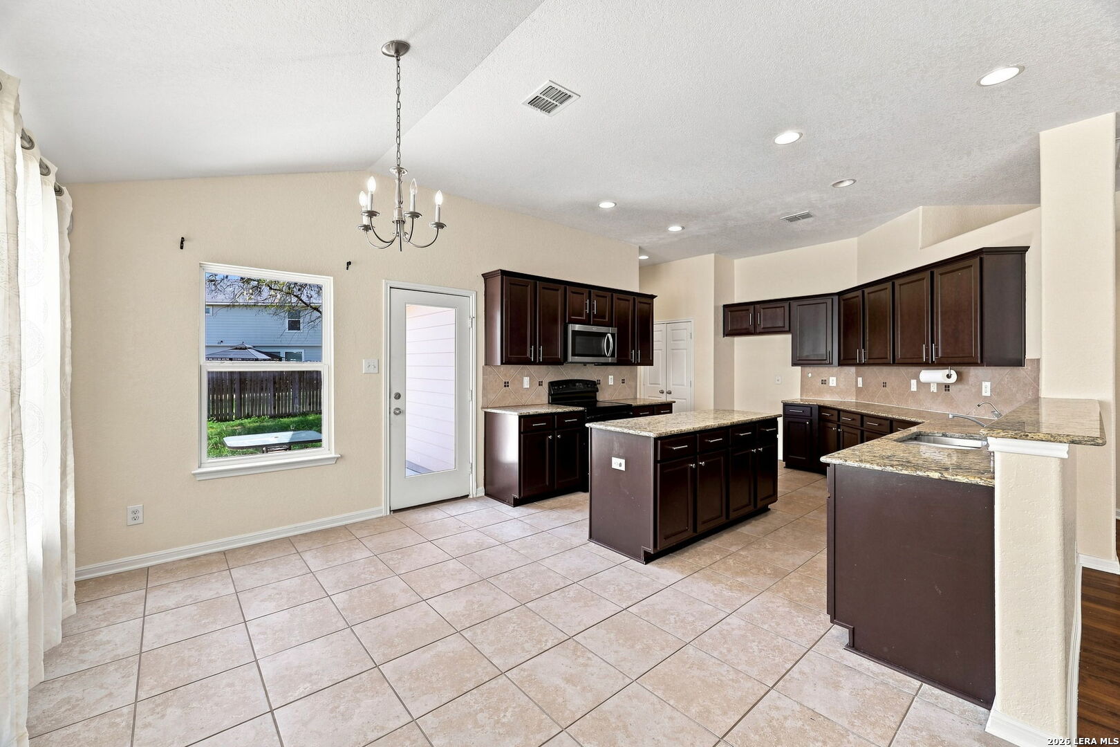 5310 Gemsbuck Chase San Antonio TX 78251