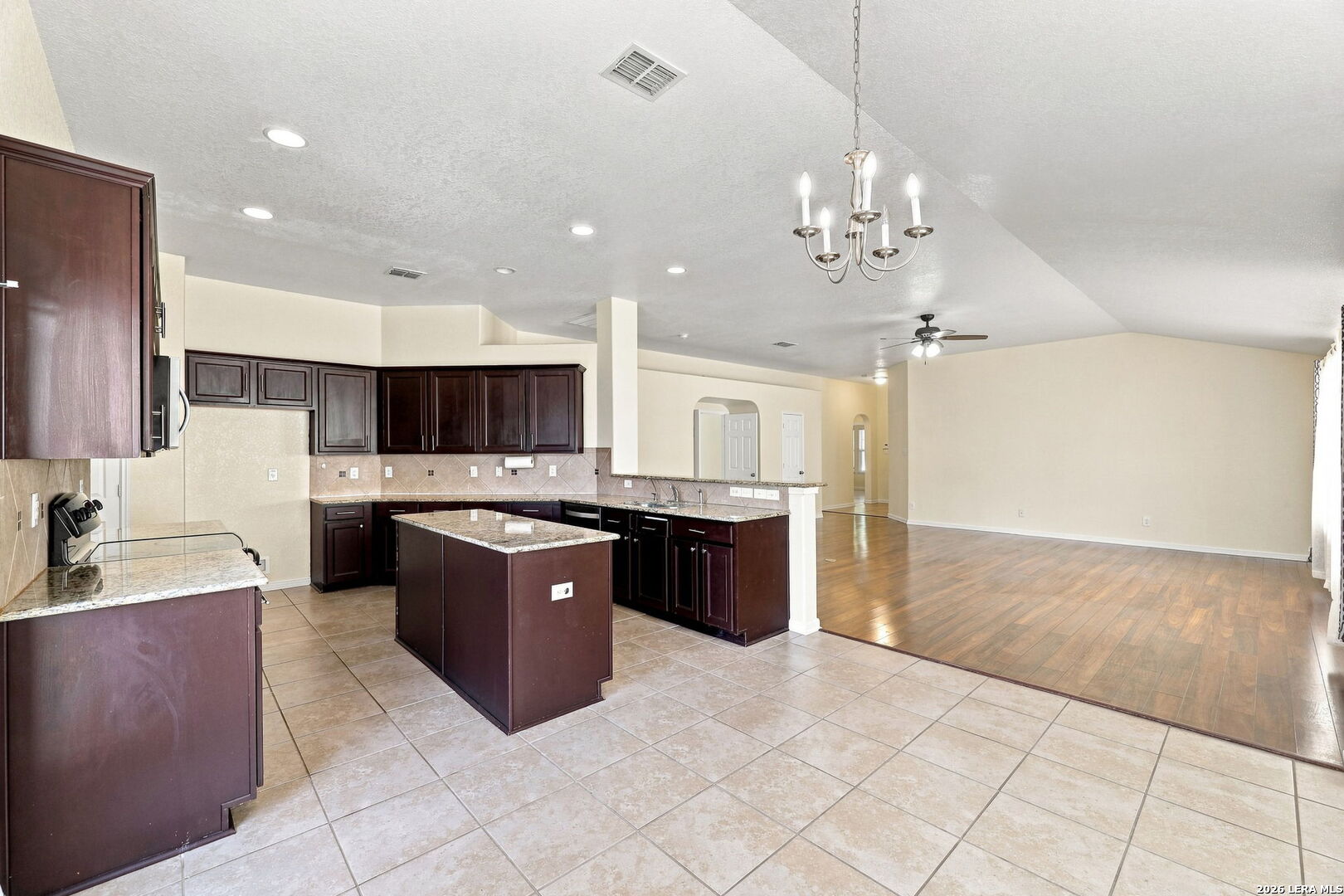 5310 Gemsbuck Chase San Antonio TX 78251