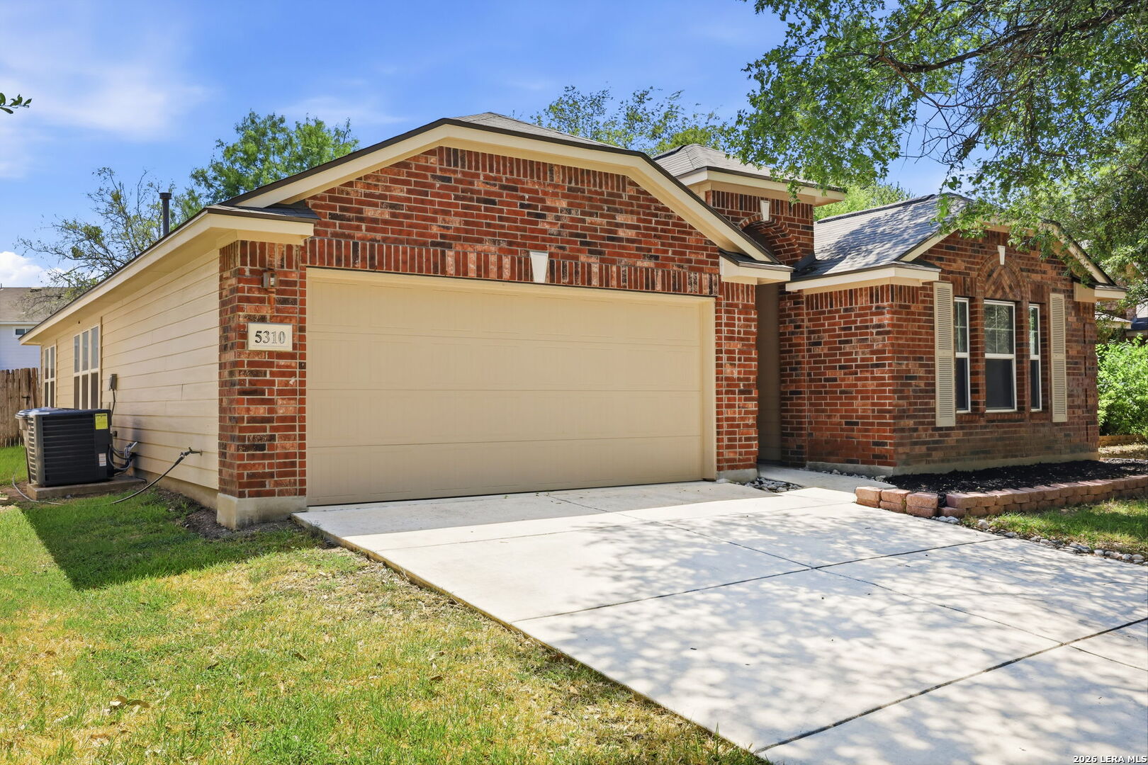 5310 Gemsbuck Chase San Antonio TX 78251