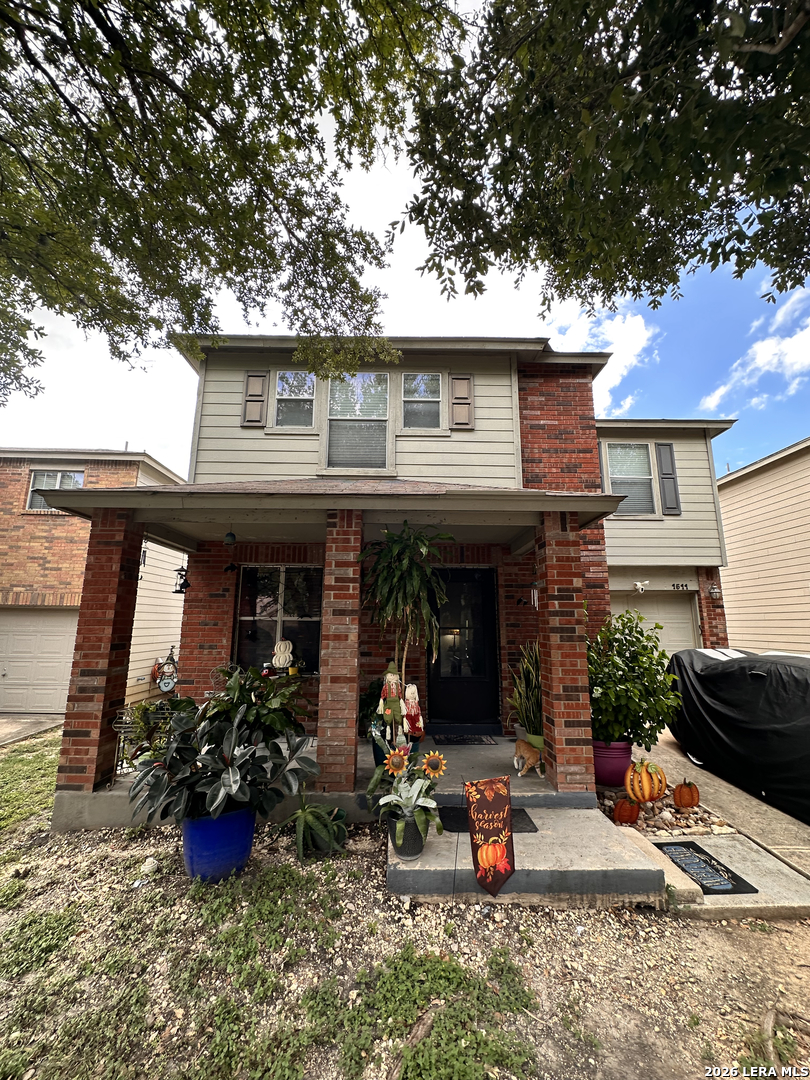 1511 Range Field San Antonio TX 78245