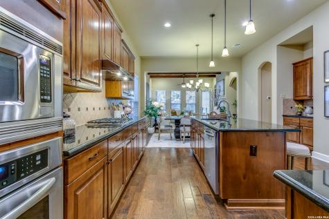 20210 Bella Glade San Antonio TX 78256