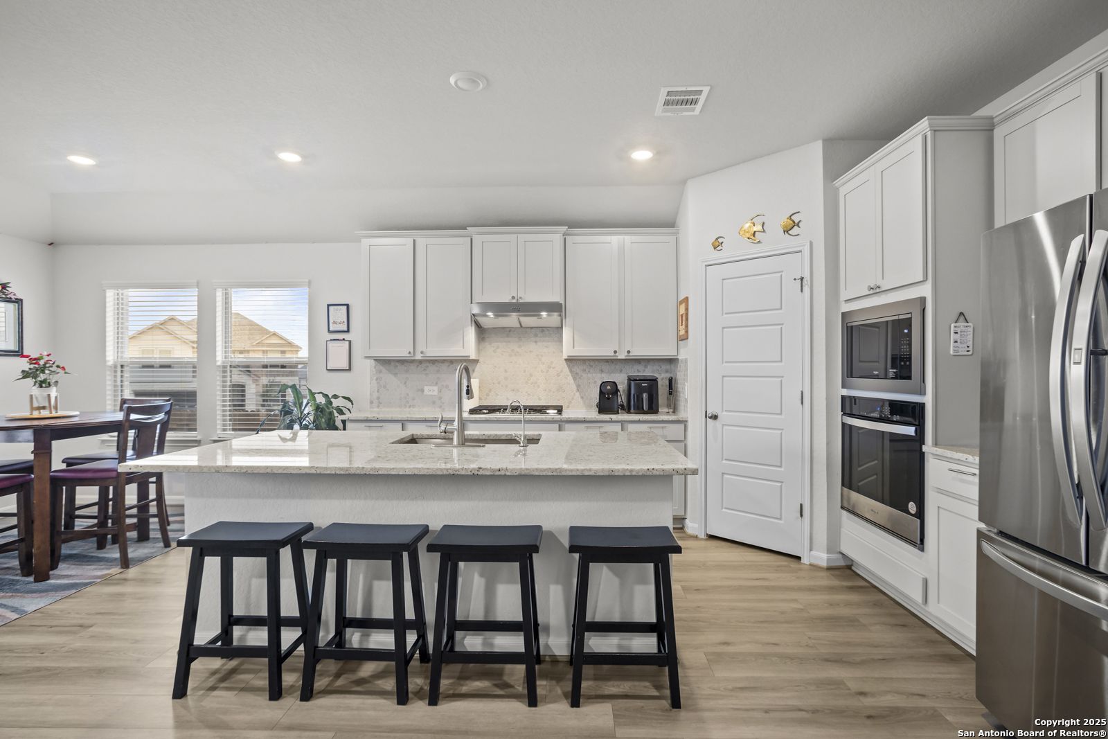 1220 Argon San Antonio TX 78245