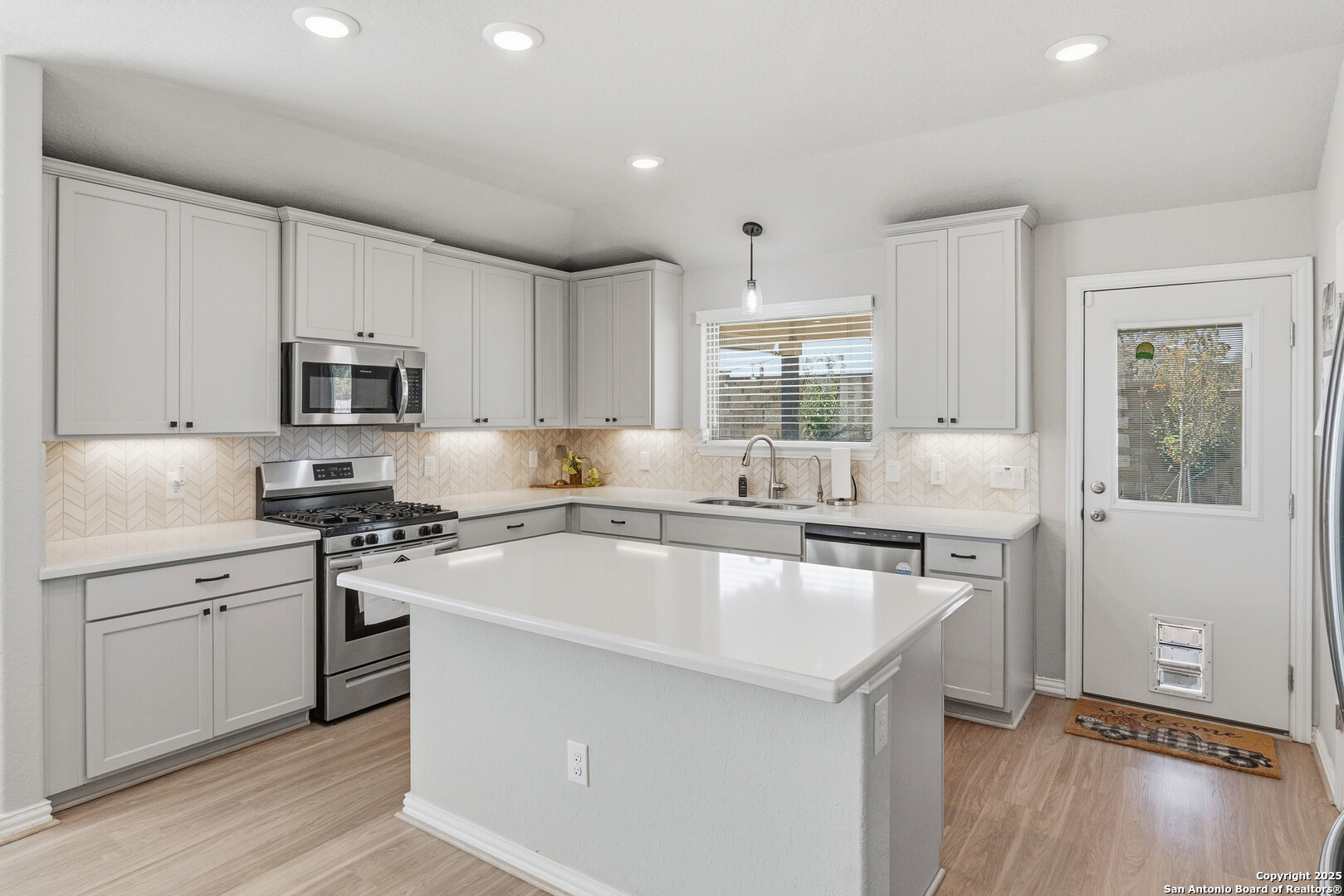 605 Jaboncillo New Braunfels TX 78132