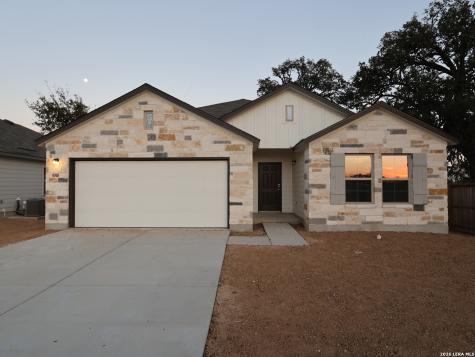 8768 Rucker Pond Trail San Antonio TX 78252