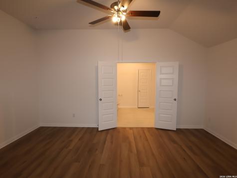 8768 Rucker Pond Trail San Antonio TX 78252