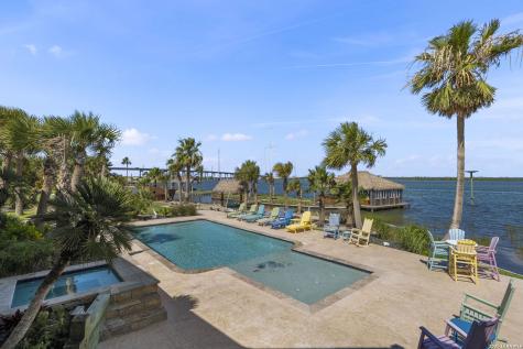140 Bay Harbor Drive Aransas Pass TX 78336