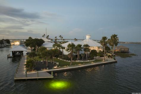 140 Bay Harbor Drive Aransas Pass TX 78336