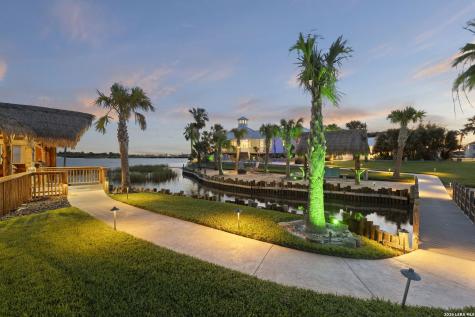 140 Bay Harbor Drive Aransas Pass TX 78336