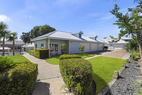 140 Bay Harbor Drive Aransas Pass TX 78336