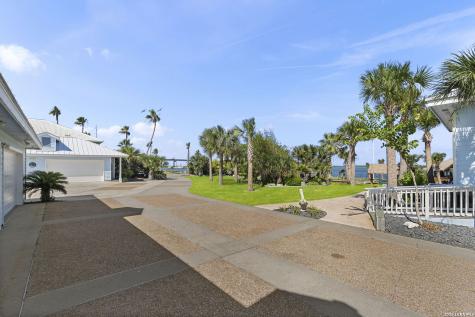 140 Bay Harbor Drive Aransas Pass TX 78336