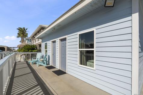 140 Bay Harbor Drive Aransas Pass TX 78336