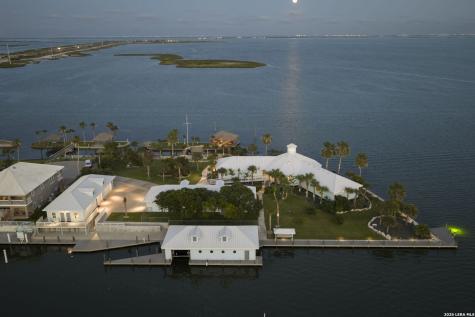 140 Bay Harbor Drive Aransas Pass TX 78336