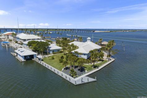 140 Bay Harbor Drive Aransas Pass TX 78336