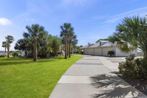 140 Bay Harbor Drive Aransas Pass TX 78336