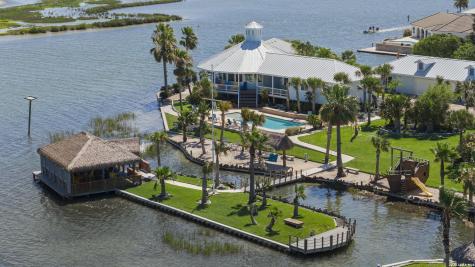 140 Bay Harbor Drive Aransas Pass TX 78336