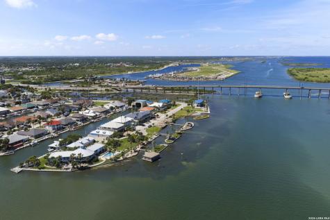 140 Bay Harbor Drive Aransas Pass TX 78336