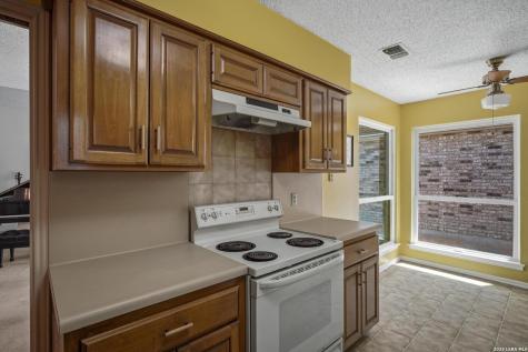 3715 Hunters Trail San Antonio TX 78230