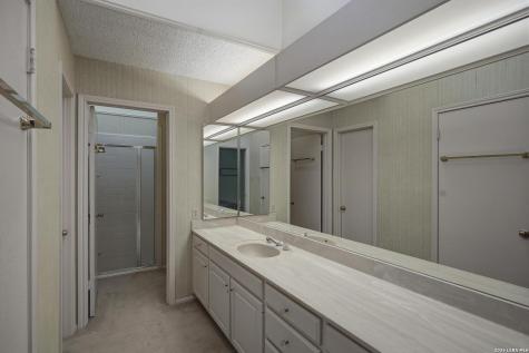 3715 Hunters Trail San Antonio TX 78230