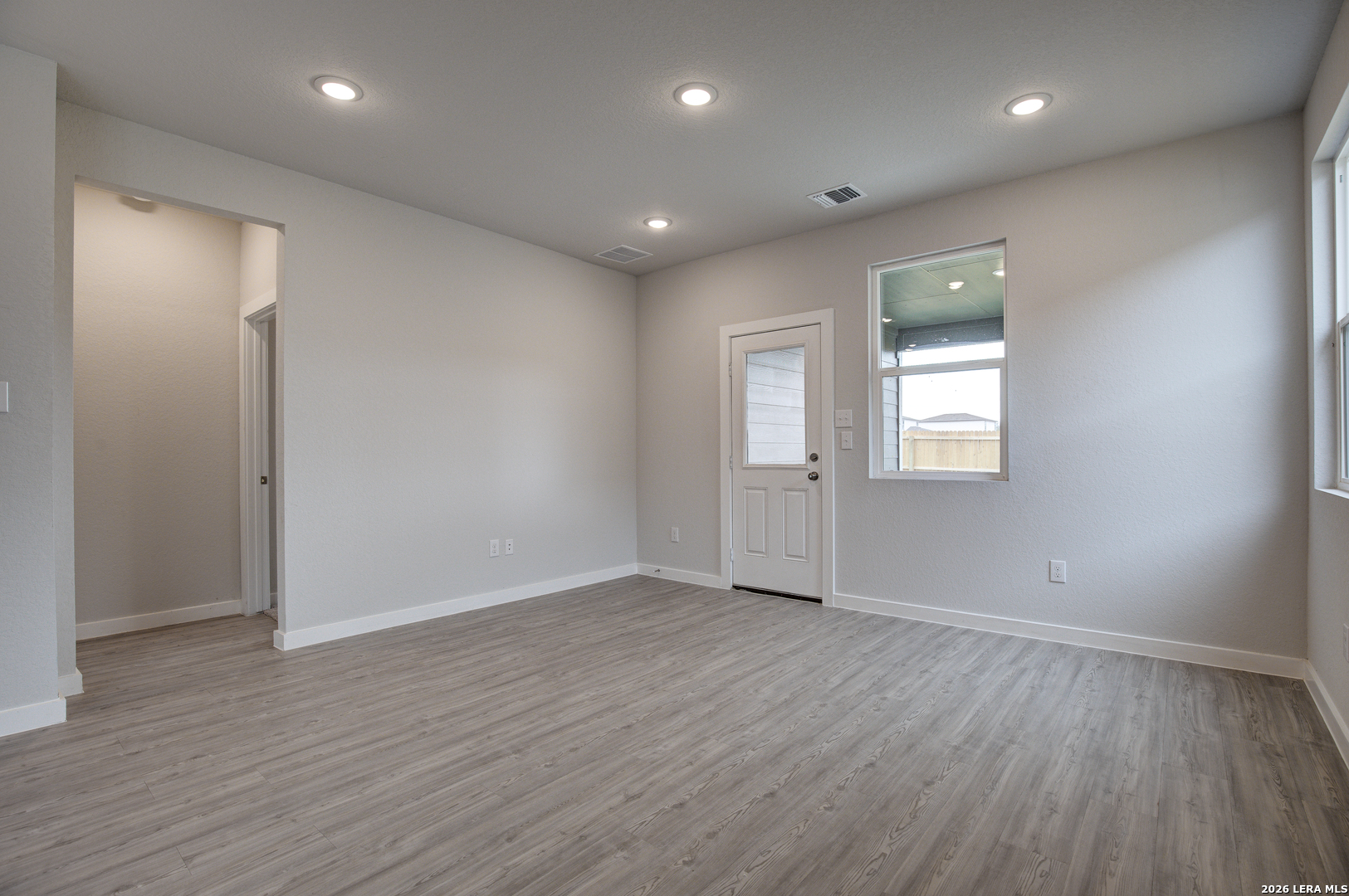 2346 Crisp Glen San Antonio TX 78224