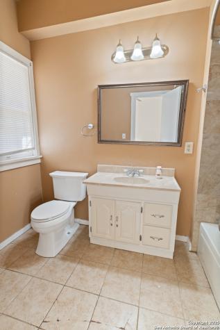 439 E French Place San Antonio TX 78212