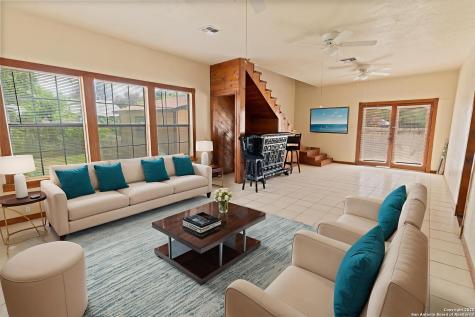 439 E French Place San Antonio TX 78212